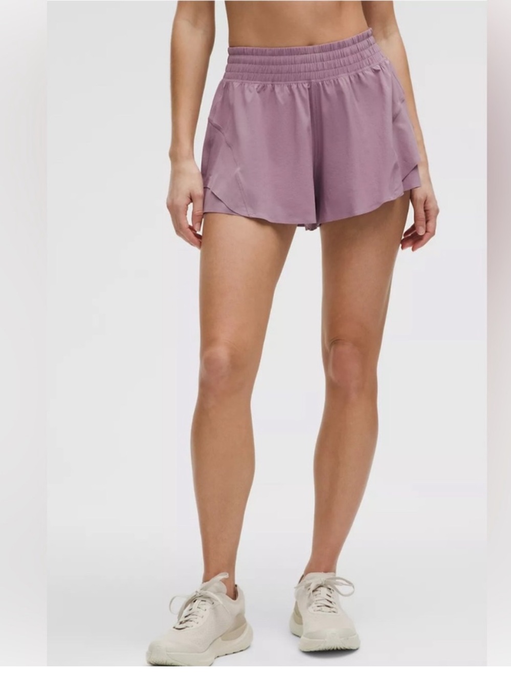 Women’s Shake It Out Short 2.5”